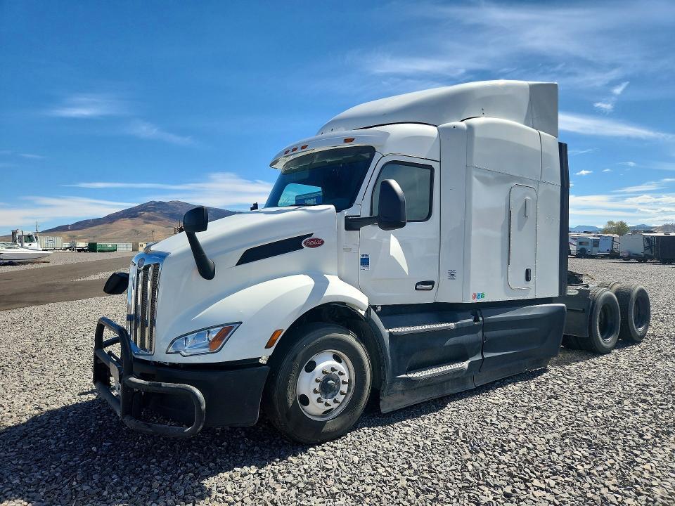 2023 PETERBILT 579 in Reno, NV