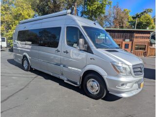 2015 AIRSTREAM INTERSTATE