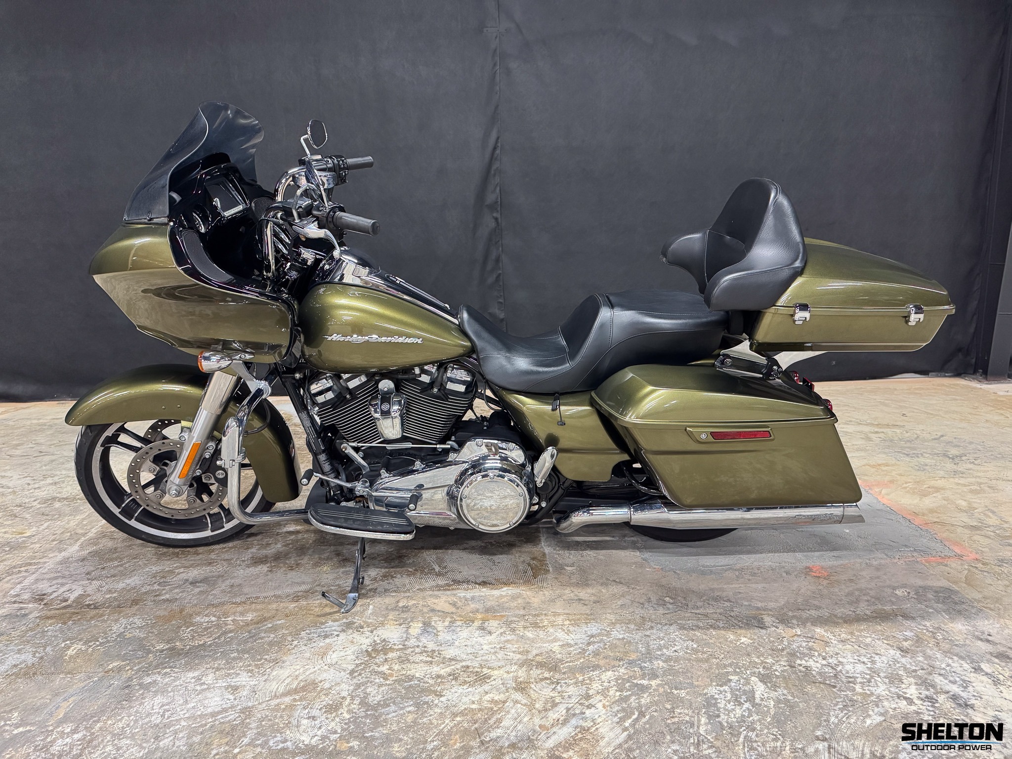 2017 Harley-Davidson Road Glide® Special SPECIAL FLTRXS in Alexandria, LA