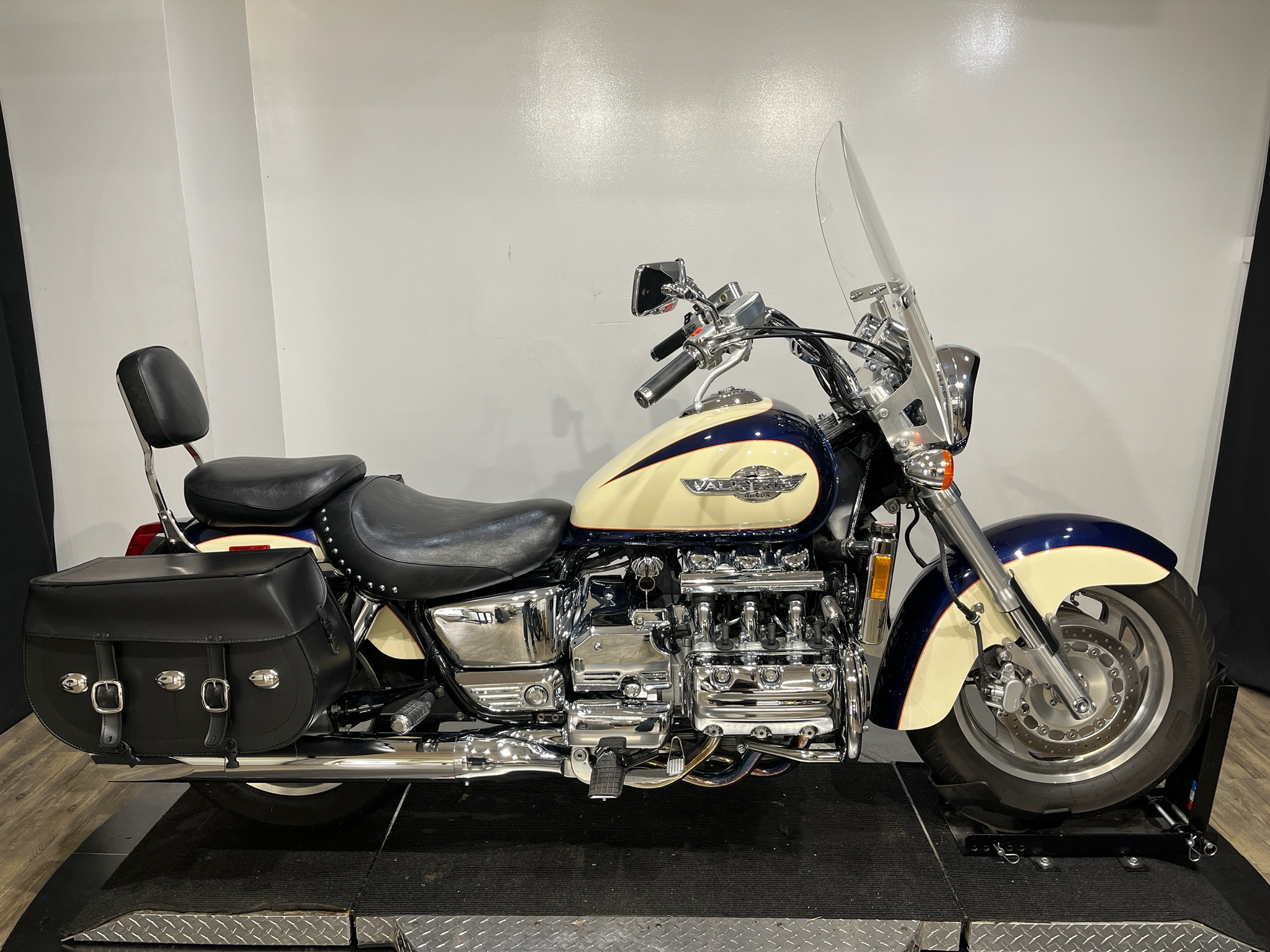 1998 Honda Valkyrie 1500 GL1500C in Wauconda, IL