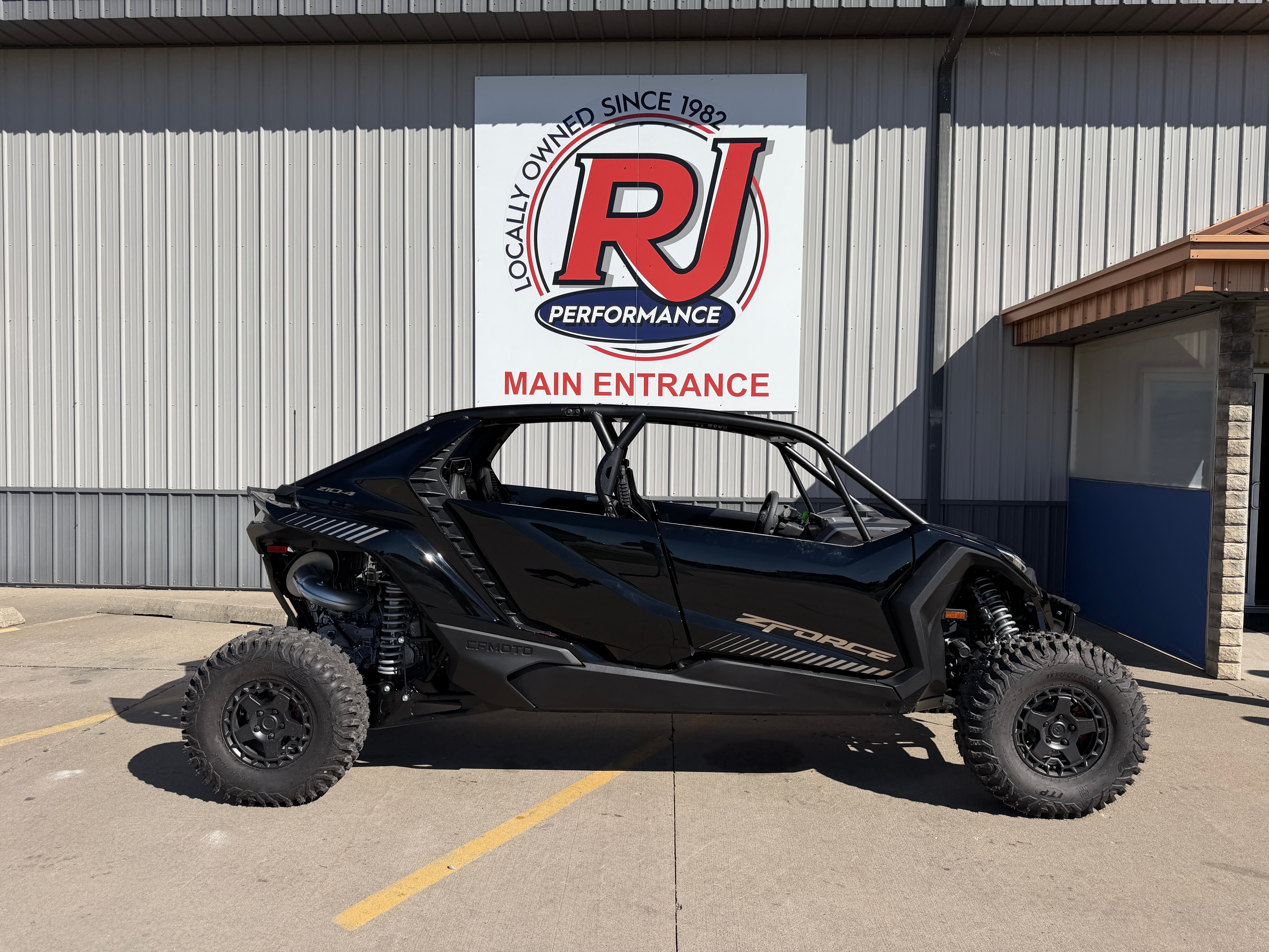 2027 CFMOTO ZFORCE Z10-4 in ottumwa IA