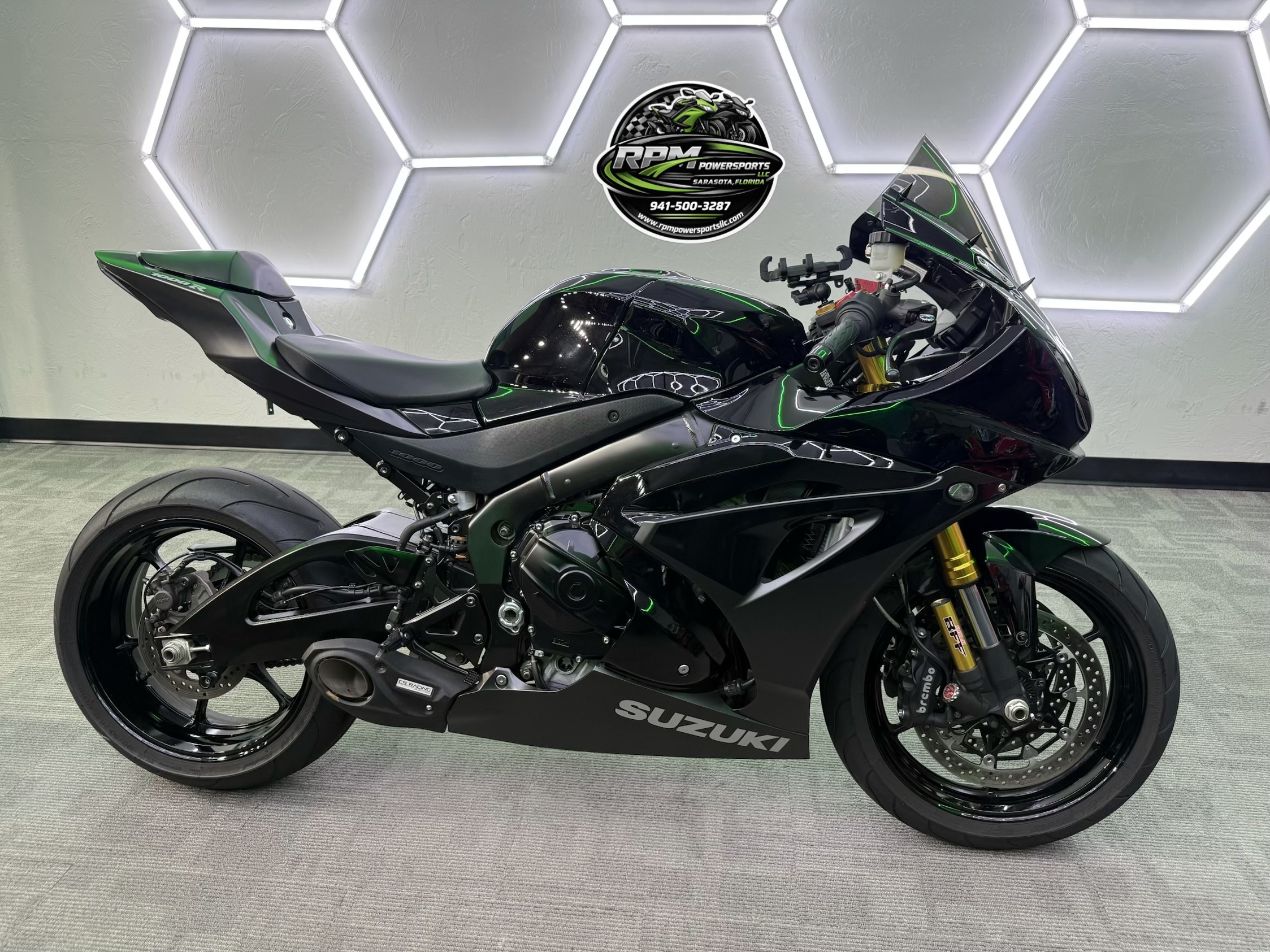 2023 Suzuki GSX-R 1000R Sportbike motorcycle