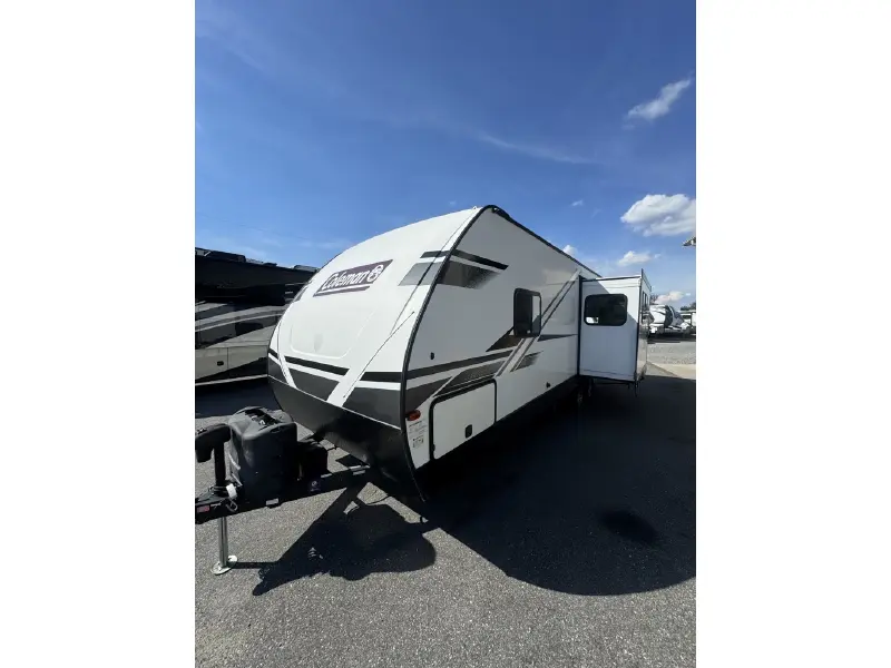 2022 KEYSTONE COLEMAN LIGHT 2515RL