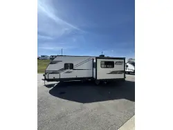 2022 KEYSTONE COLEMAN LIGHT 2515RL