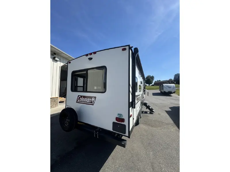 2022 KEYSTONE COLEMAN LIGHT 2515RL
