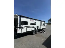 2022 KEYSTONE COLEMAN LIGHT 2515RL