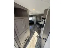 2022 KEYSTONE COLEMAN LIGHT 2515RL