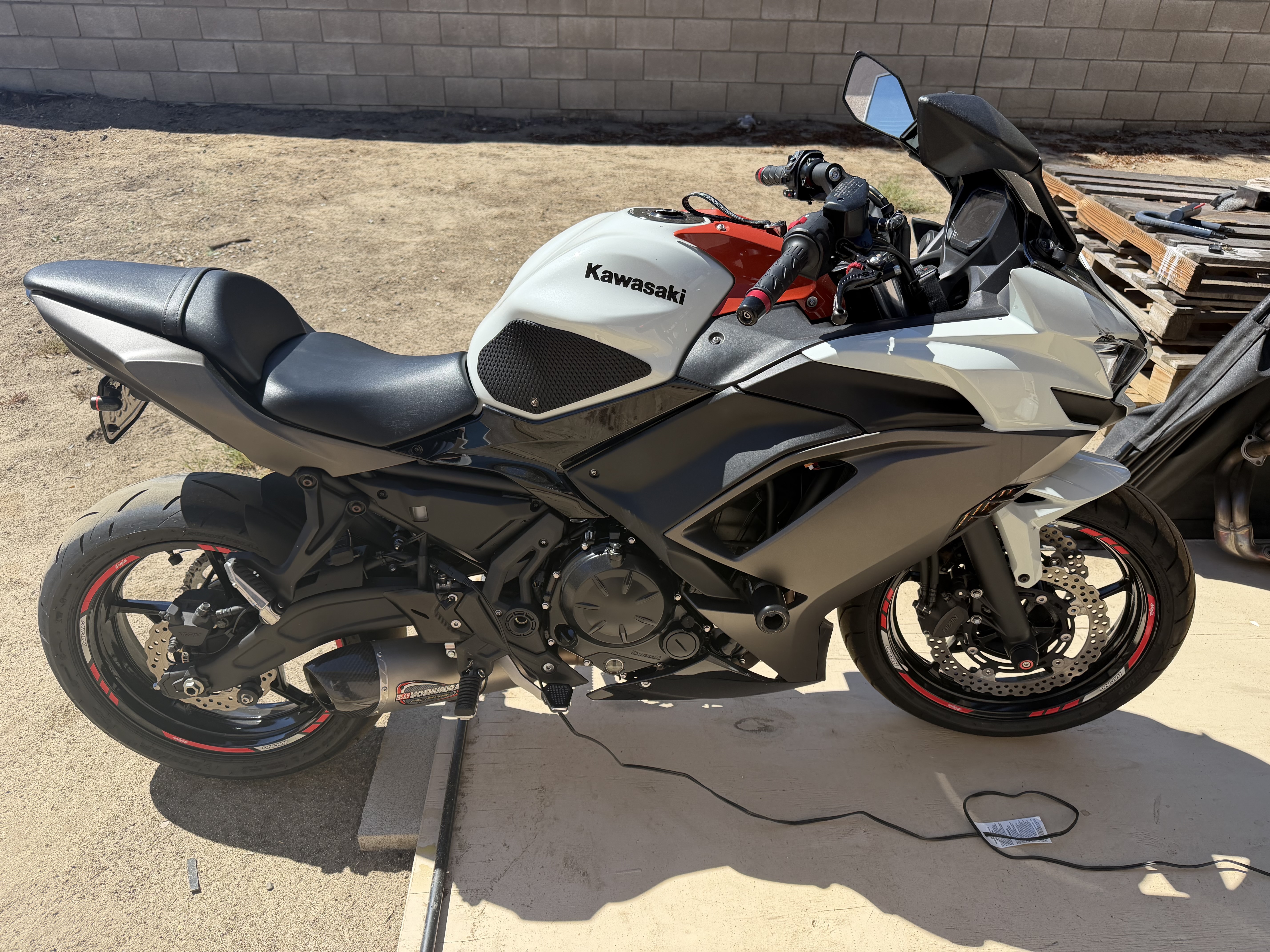 2023 Kawasaki NINJA 650 BASE Sportbike motorcycle