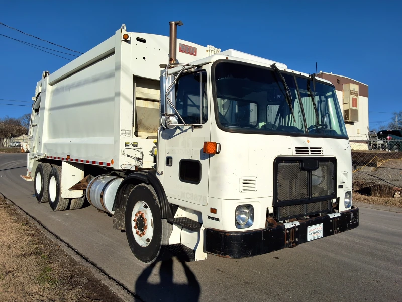 2009 AUTOCAR XPEDITOR