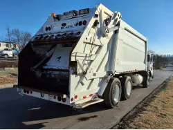 2009 AUTOCAR XPEDITOR