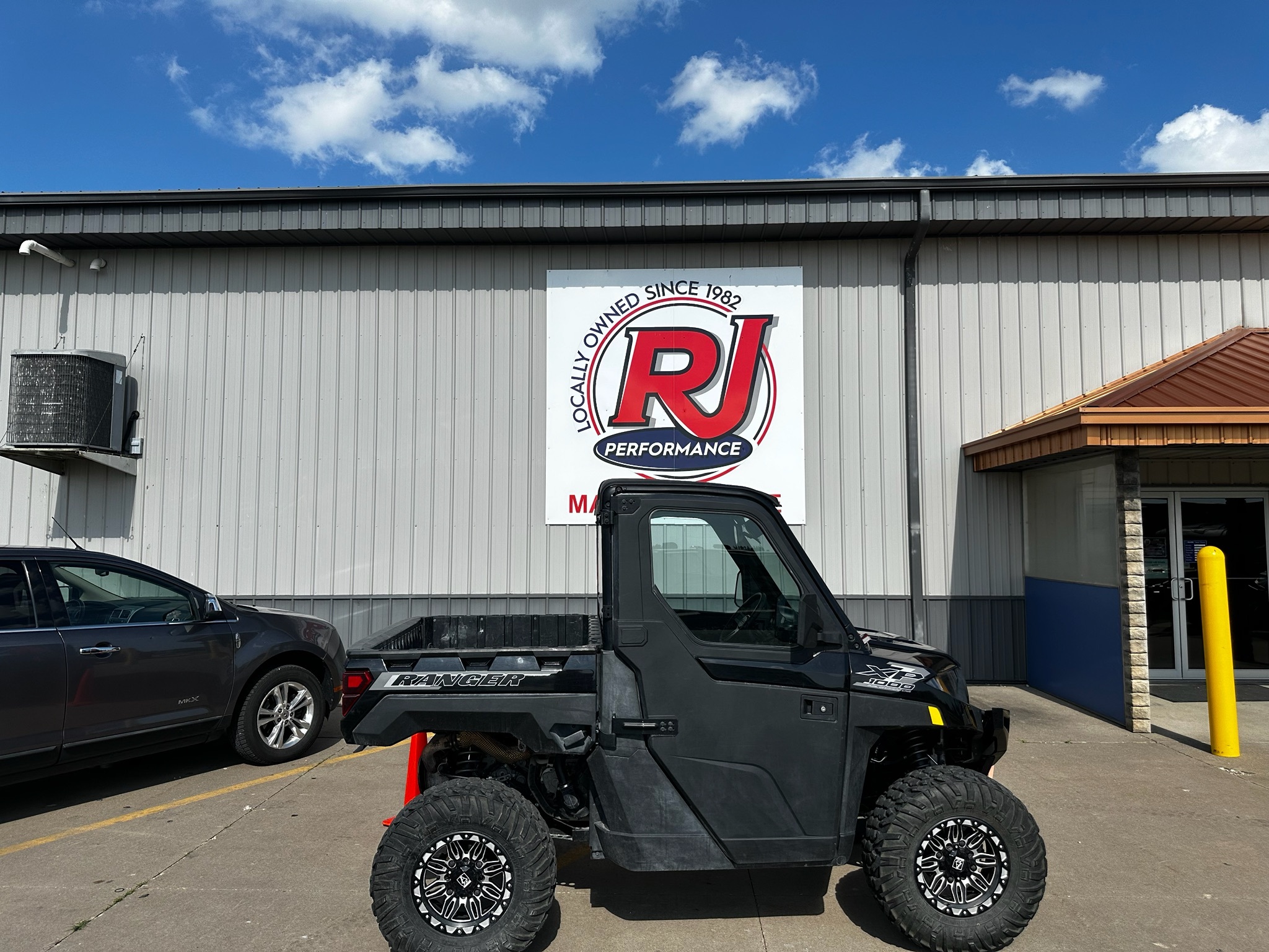 2025 Polaris Ranger XP 1000 NorthStar Edition Premium With Fixed Wi in ottumwa IA