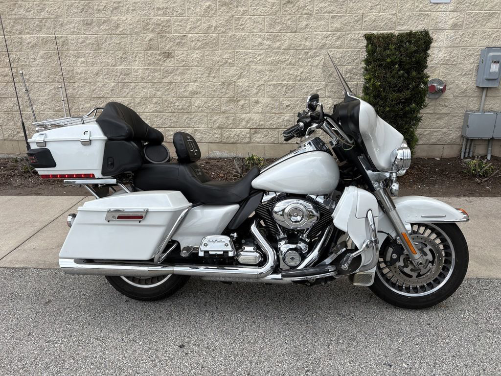 2013 Harley-Davidson Touring FLHTK - Electra Glide Ultra Limited ULTRA LIMITED in Jacksonville, FL