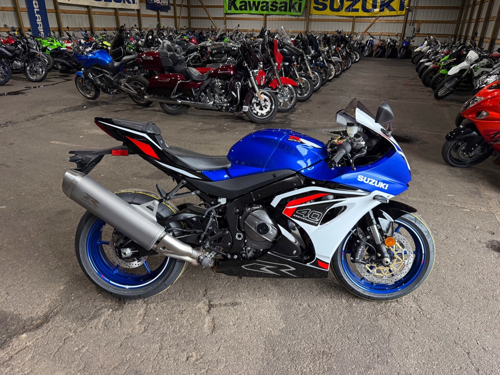 2027 Suzuki GSX-R 1000 1000 in Council Bluffs, IA