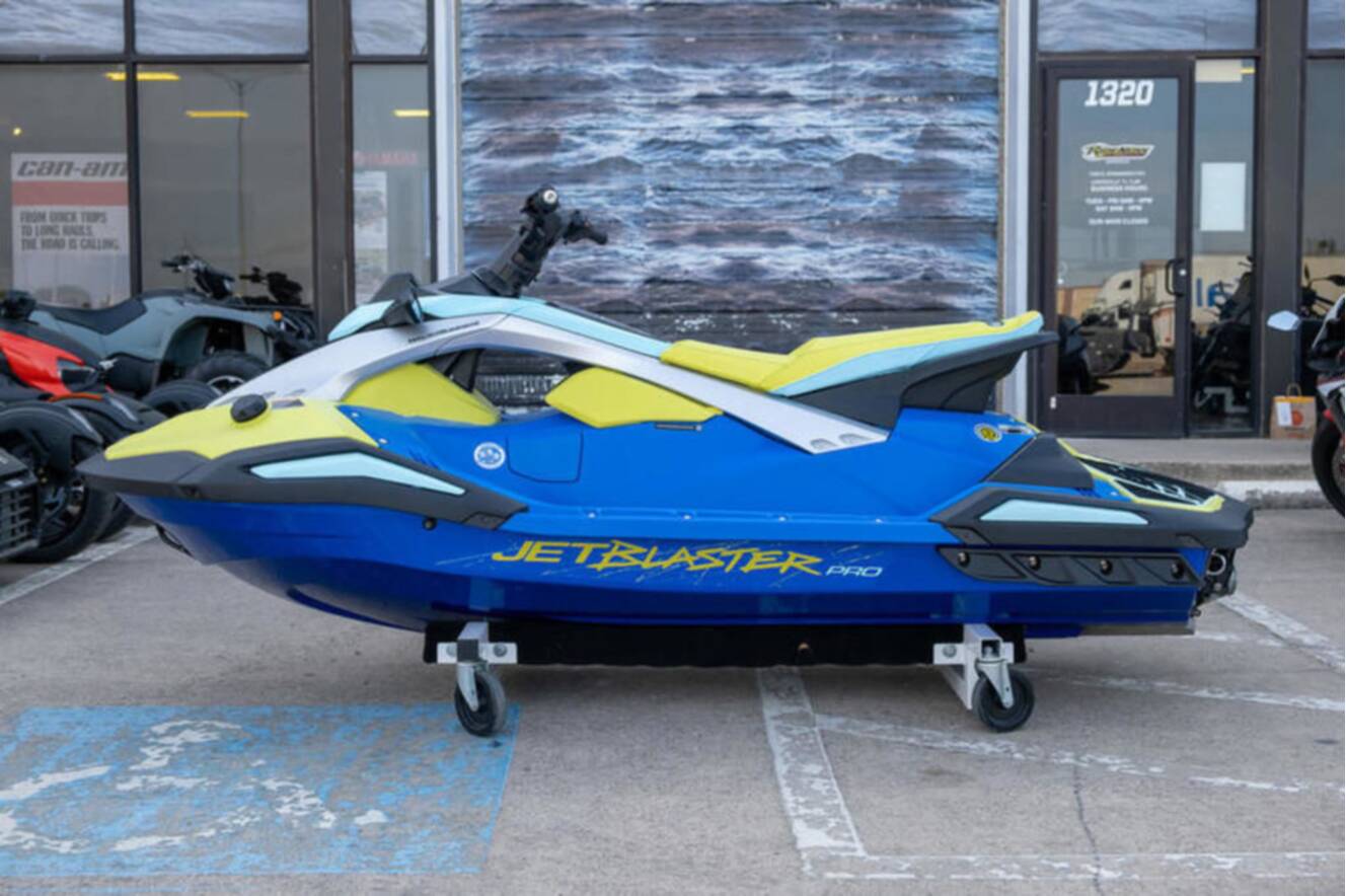 A photo of this 2026 Yamaha JetBlaster PRO 3-Up