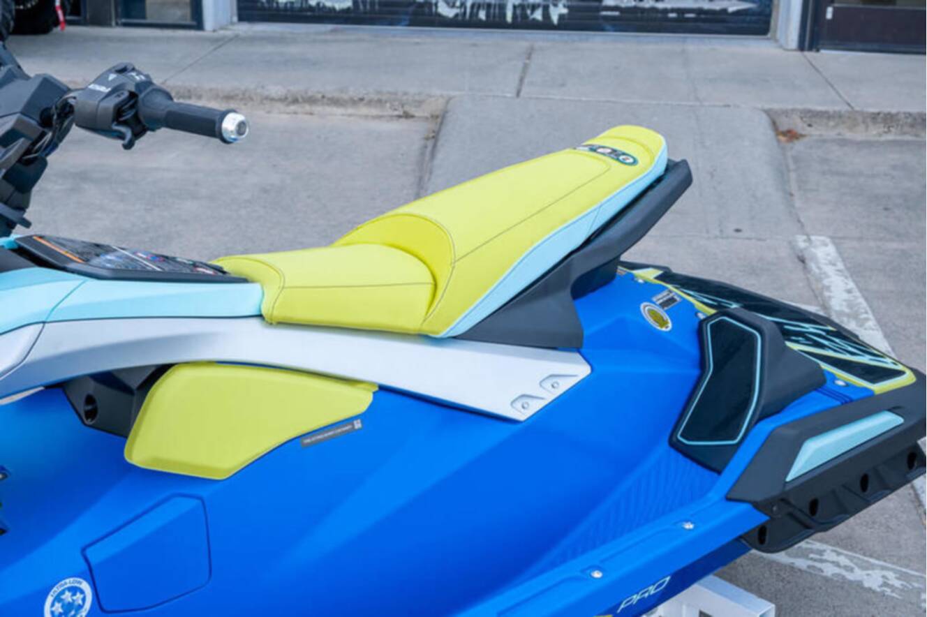 A photo of this 2026 Yamaha JetBlaster PRO 3-Up
