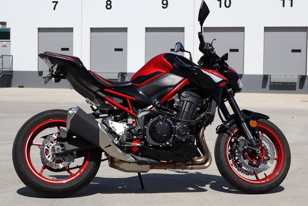 2024 Kawasaki Z900 ABS Metallic Spark BlackMetallic Matte Dark Gray ABS in Goodyear, AZ