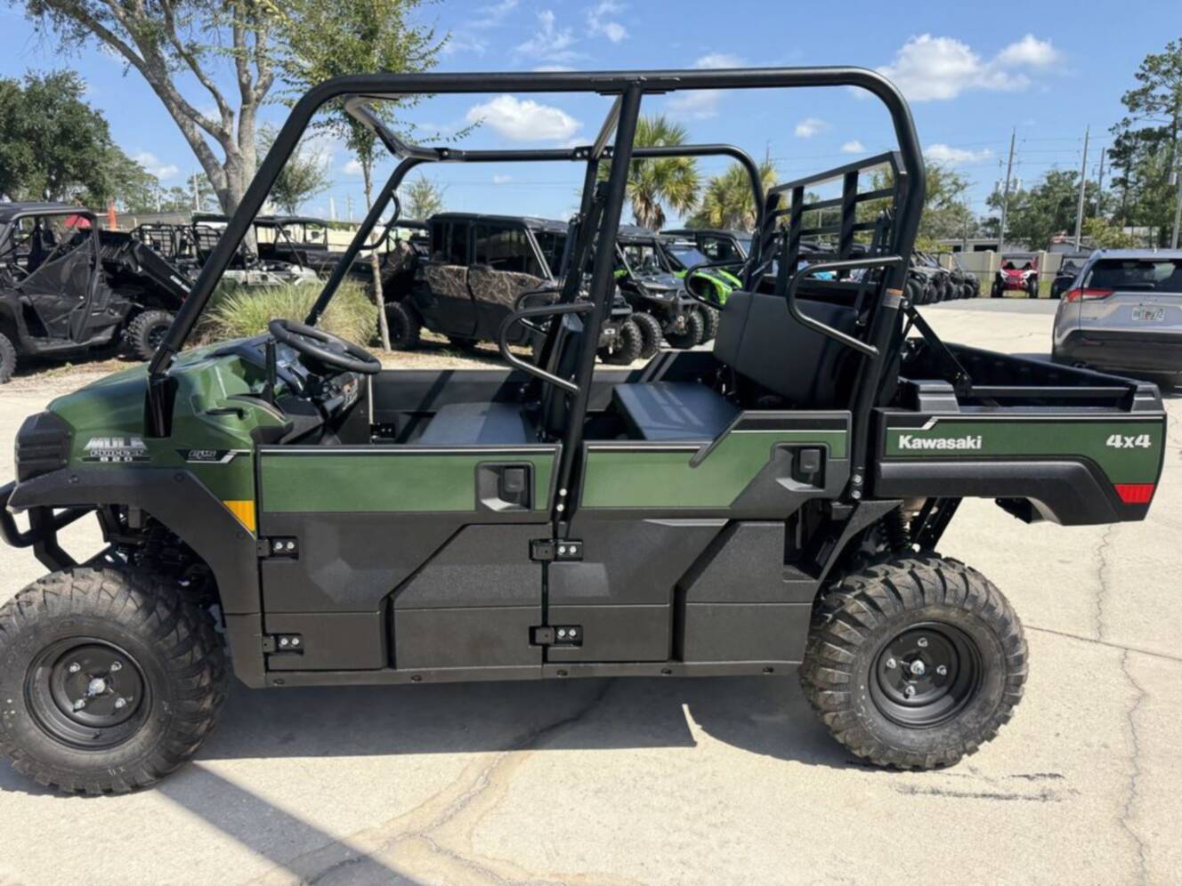 A photo of this 2026 Kawasaki Mule PRO-FXT 820 EPS