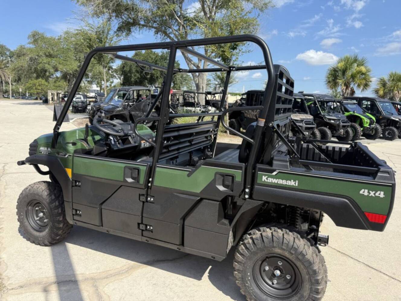 A photo of this 2026 Kawasaki Mule PRO-FXT 820 EPS