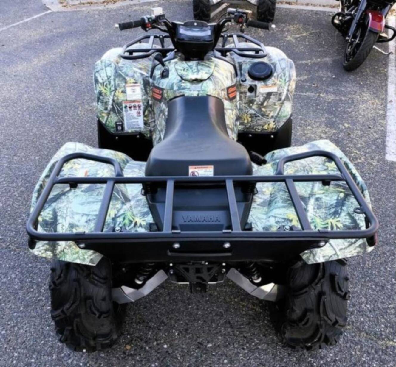 A photo of this 2025 Yamaha Grizzly EPS Camo