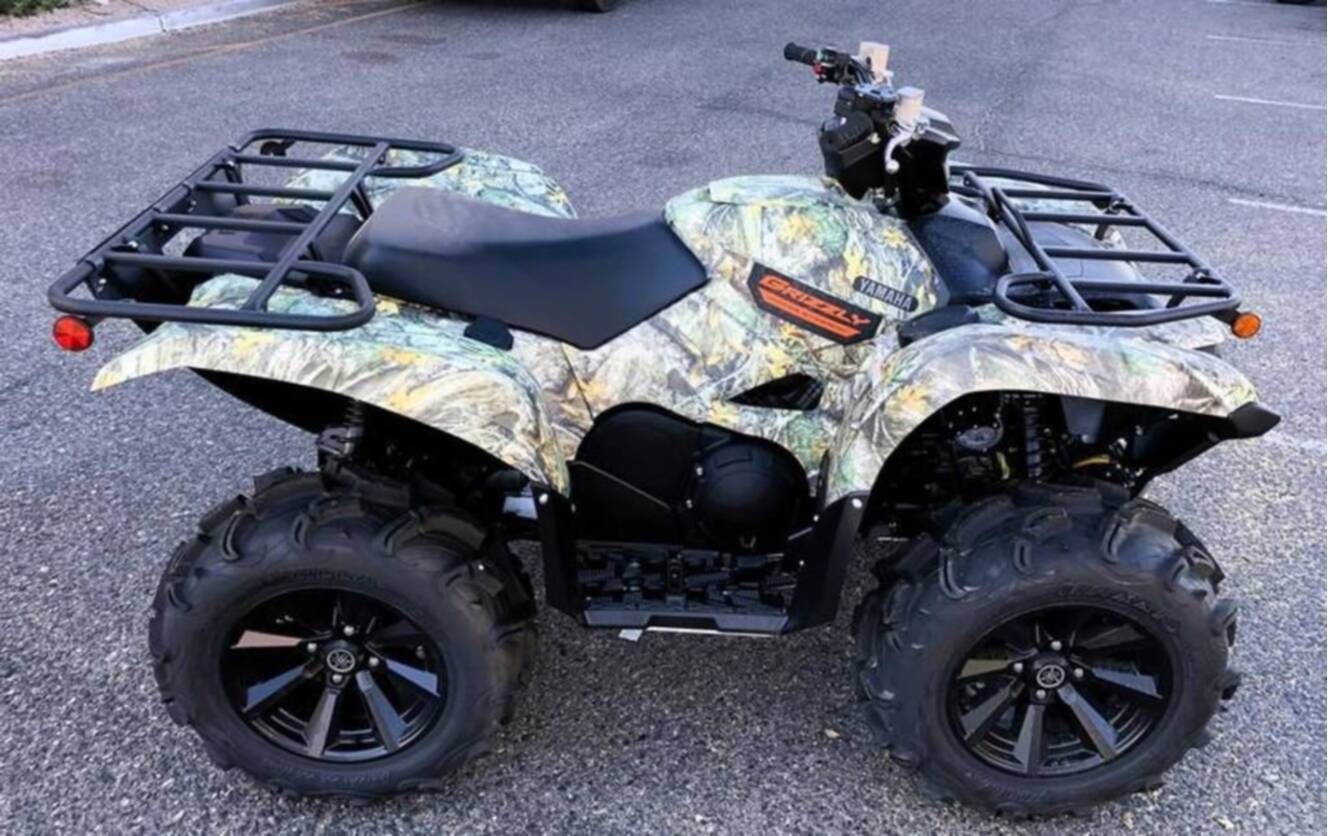 A photo of this 2025 Yamaha Grizzly EPS Camo