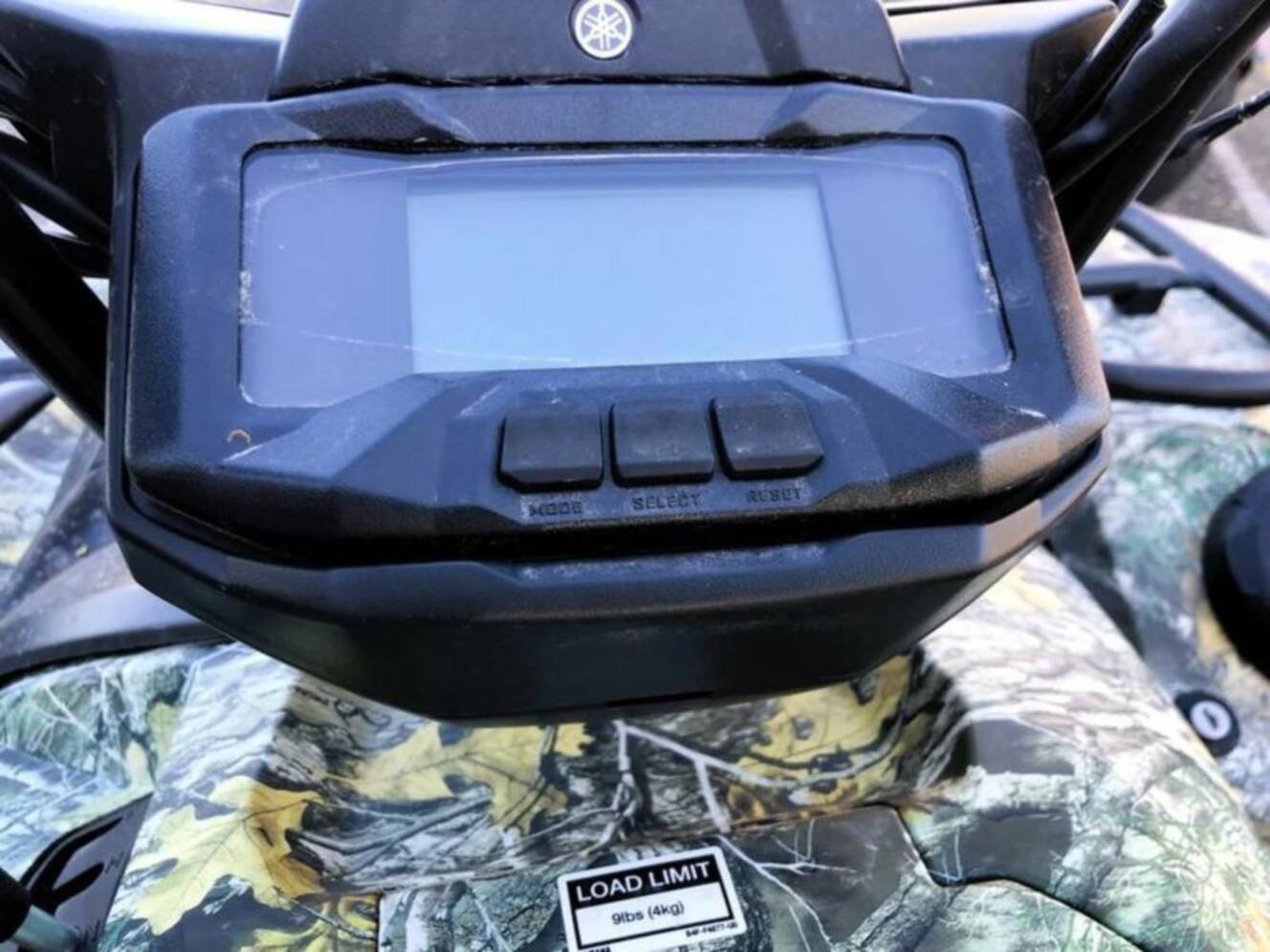 A photo of this 2025 Yamaha Grizzly EPS Camo