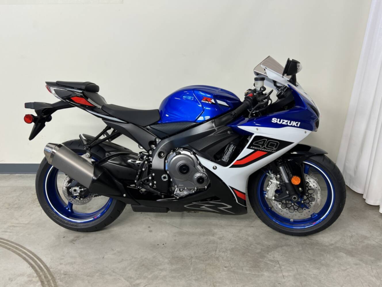 A photo of this 2026 Suzuki GSX-R 600Z 40Th Anniversary Edition (GSX-R600ZM6)