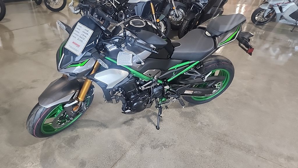 2025 Kawasaki Z900 SE ABS ABS in Roanoke, VA
