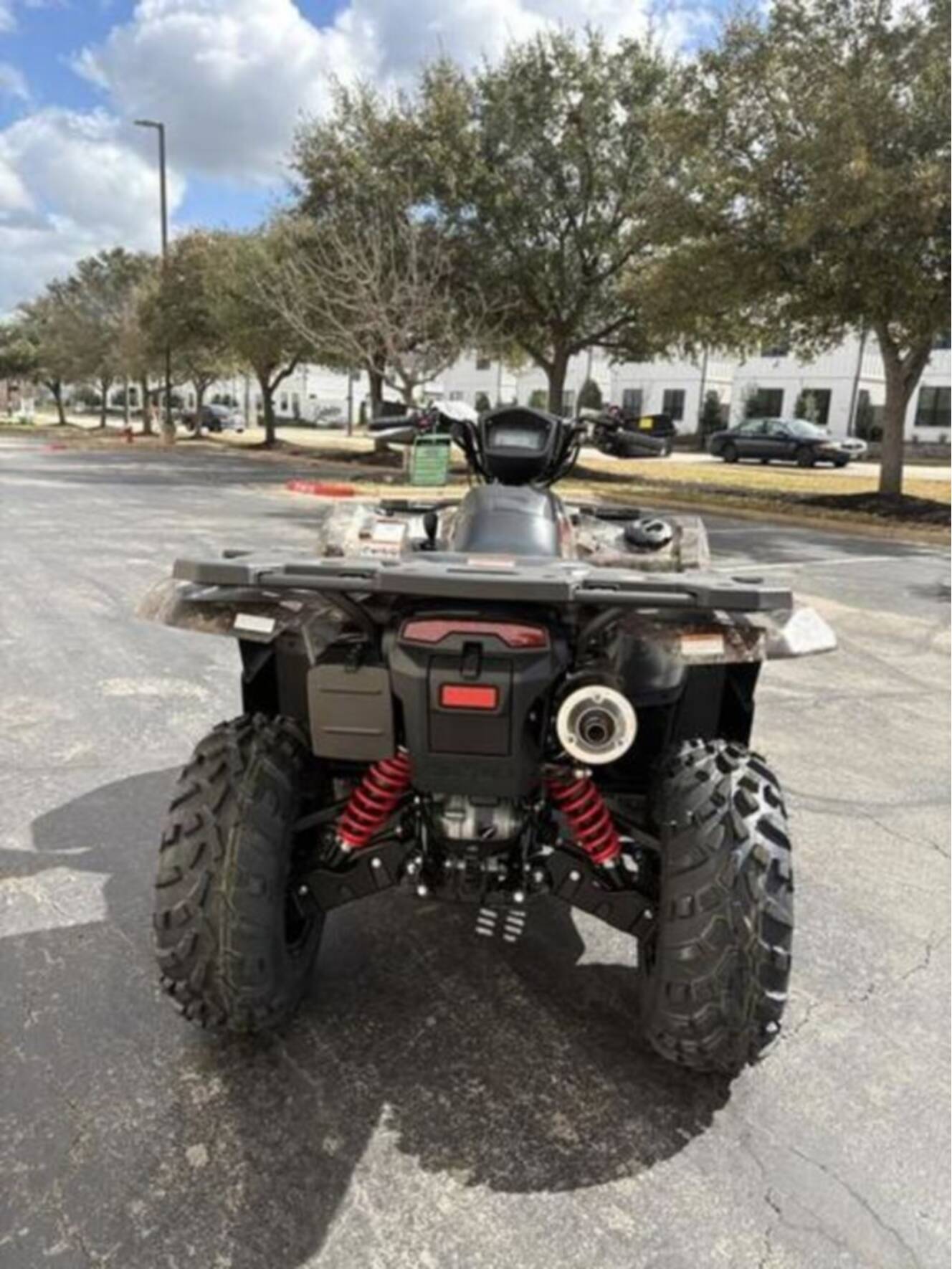 A photo of this 2025 Suzuki KingQuad 500AXi Power Steering SE Camo