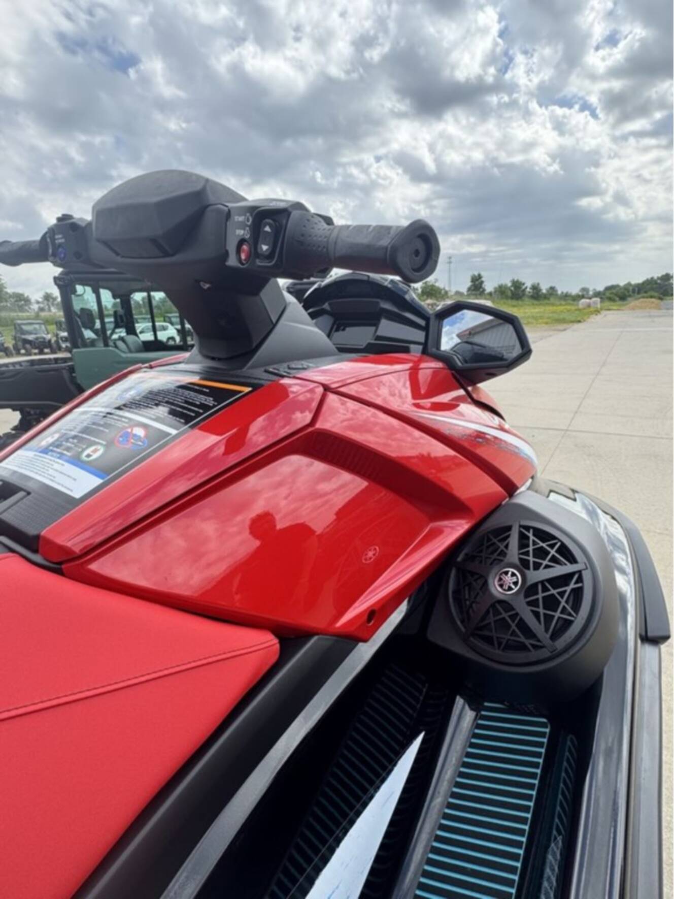 A photo of this 2026 Yamaha VX Deluxe Red