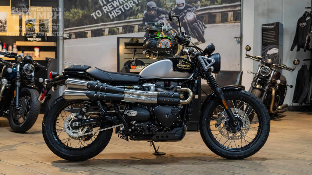 2025 Triumph Scrambler 900 Sapphire Black/Aluminium Silver BASE in brea CA