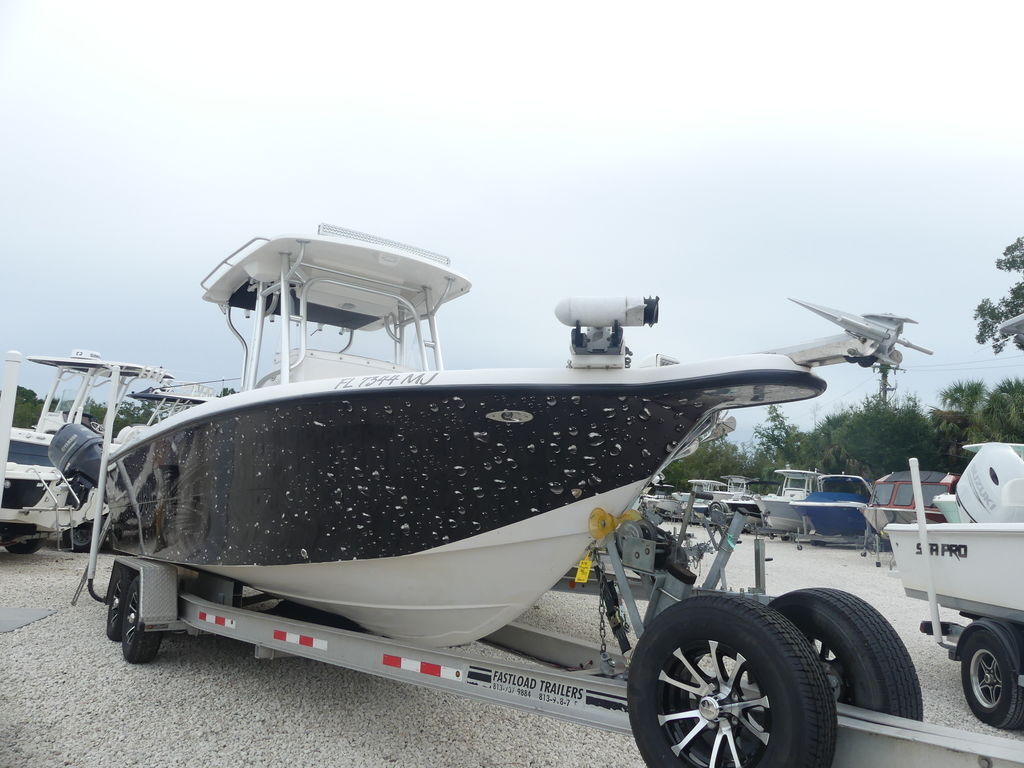 2003 Pro-Line 25 sport in bradenton FL