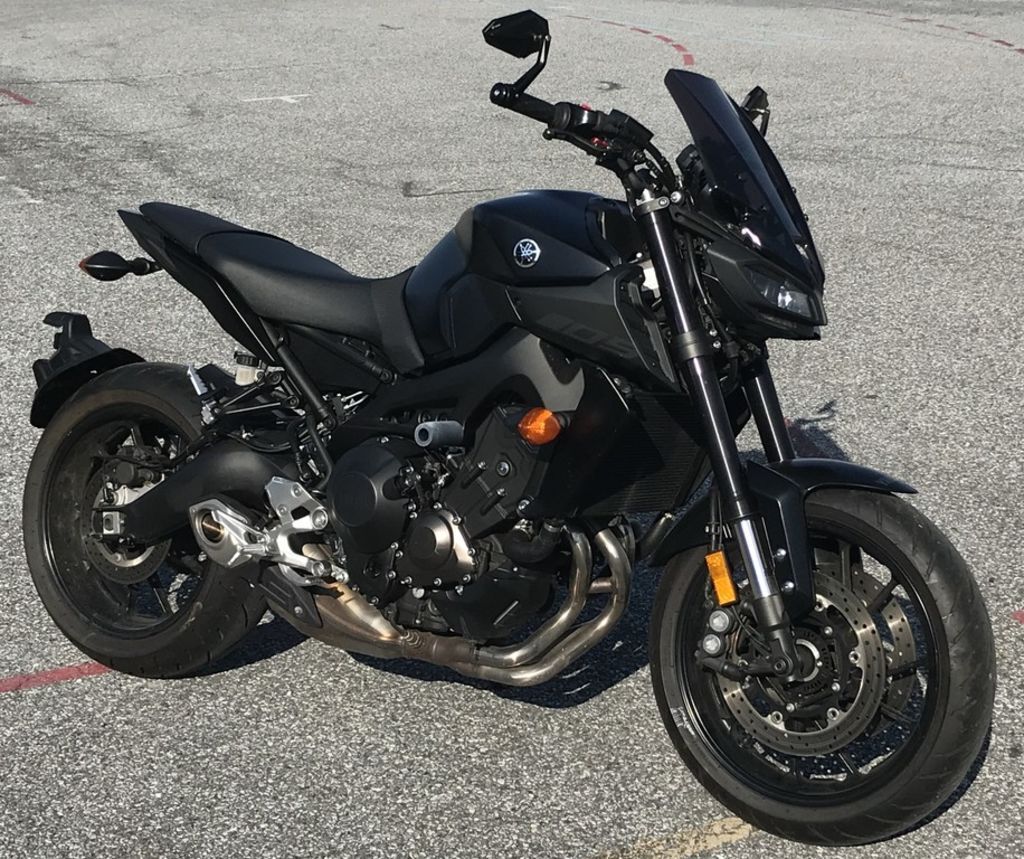 2020 Yamaha MT-09 Standard motorcycle