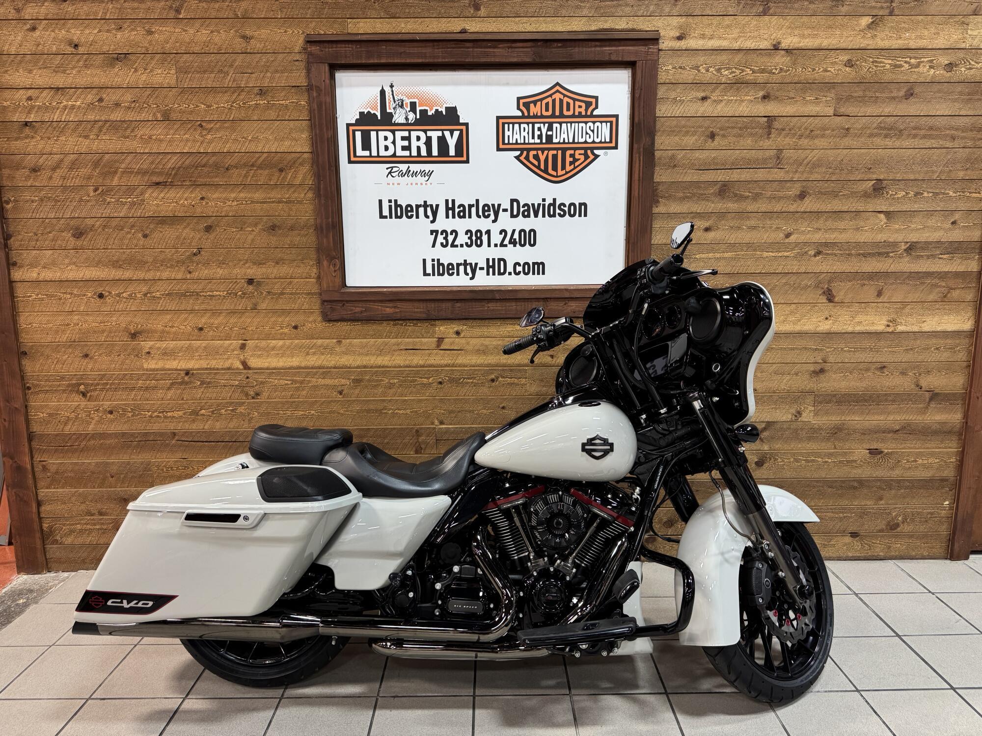 2020 Harley-Davidson CVO Street Glide CVO in Rahway, NJ