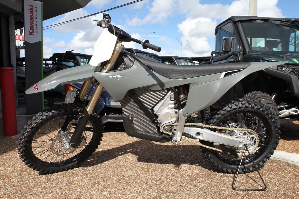 2026 Stark VARG MX 1.2 60 hp Medium 165-200lbs (Motocross) 80 HP in Hialeah, FL