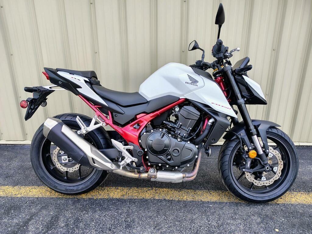 2025 Honda® CB750 Hornet BASE in Bridgeport, WV