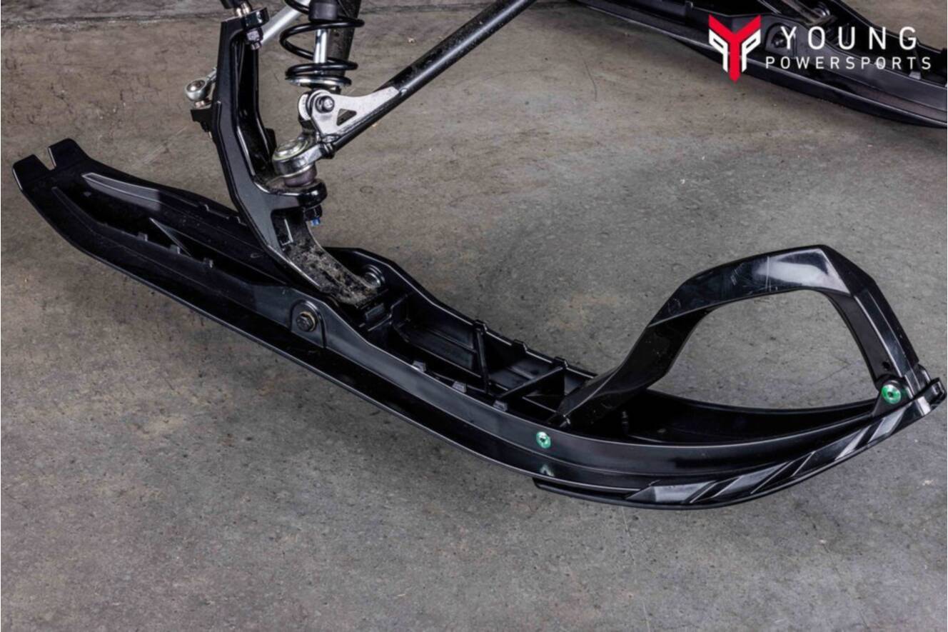 A photo of this 2025 Ski-Doo Summit® Adrenaline® with Edge Package 850 E-TEC 154 S