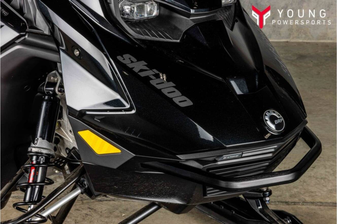 A photo of this 2025 Ski-Doo Summit® Adrenaline® with Edge Package 850 E-TEC 154 S