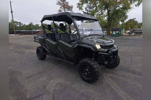 2025 Honda® Pioneer 1000-6 Deluxe Crew in cleveland TX