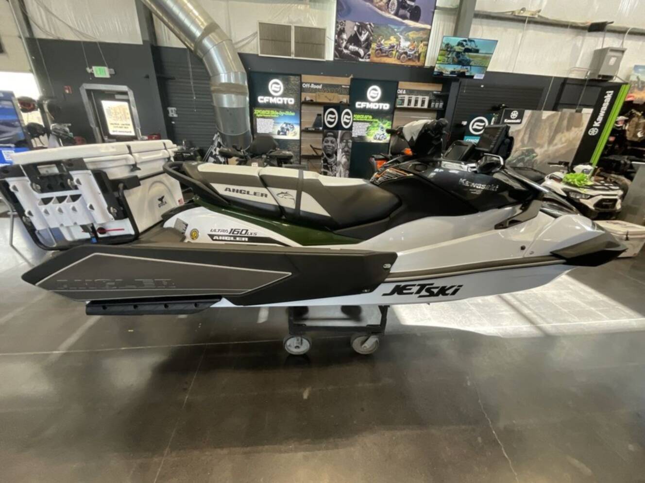 A photo of this 2025 Kawasaki Ultra® 160LX-S Angler