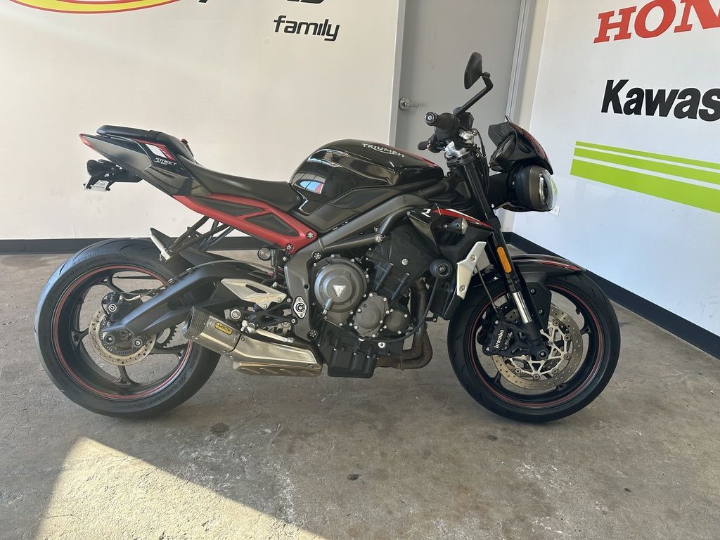 2020 Triumph Street Triple R Low Sapphire Black R LOW in Barrington, IL
