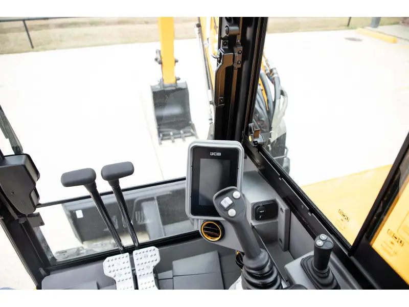 2026 JCB 85Z-2
