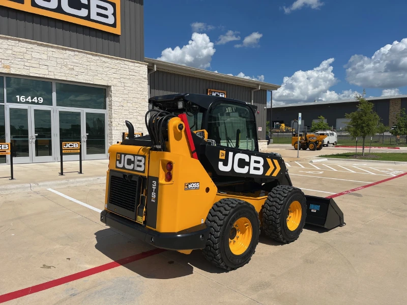 2025 JCB 3TS-8W