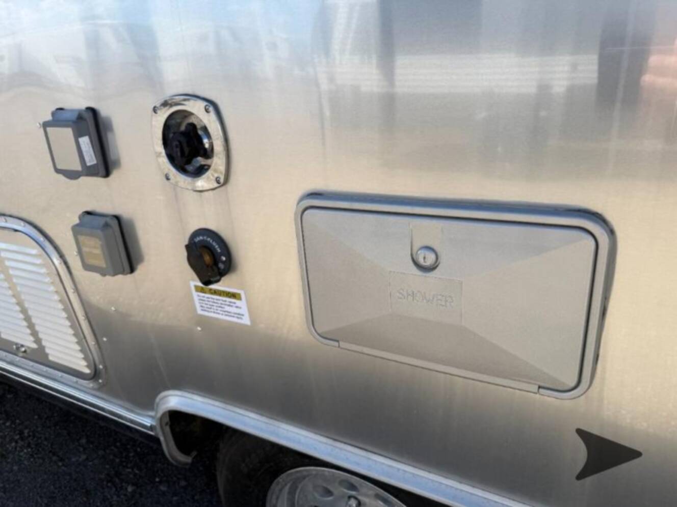 A photo of this 2019 Airstream International Signature 25RB