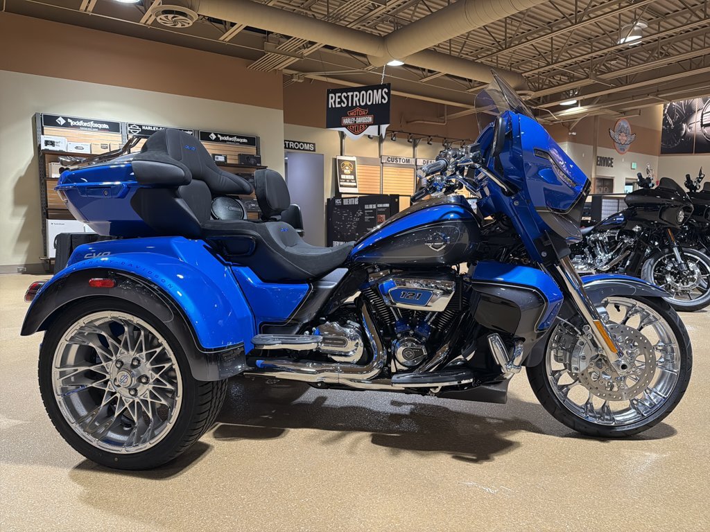 2026 Harley-Davidson STREET GLIDE 3 LIMITED CVO SE CVO LIMITED in Rapid City, SD
