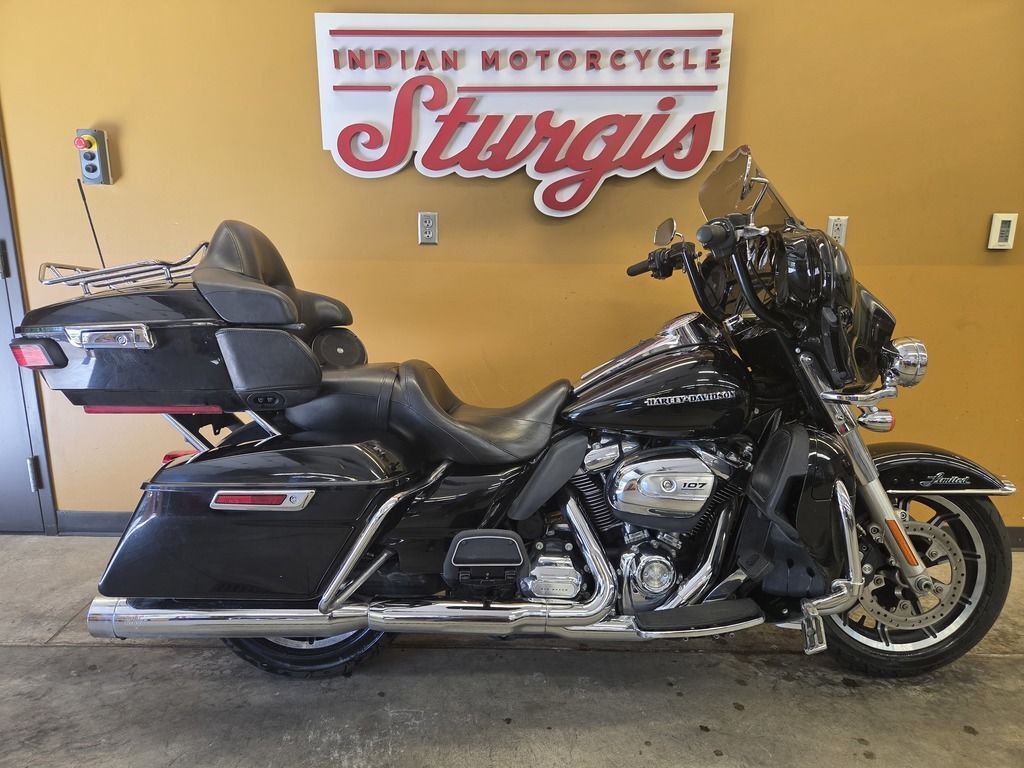 2018 Harley-Davidson® FLHTK - Ultra Limited ULTRA LIMITED in Sturgis, SD