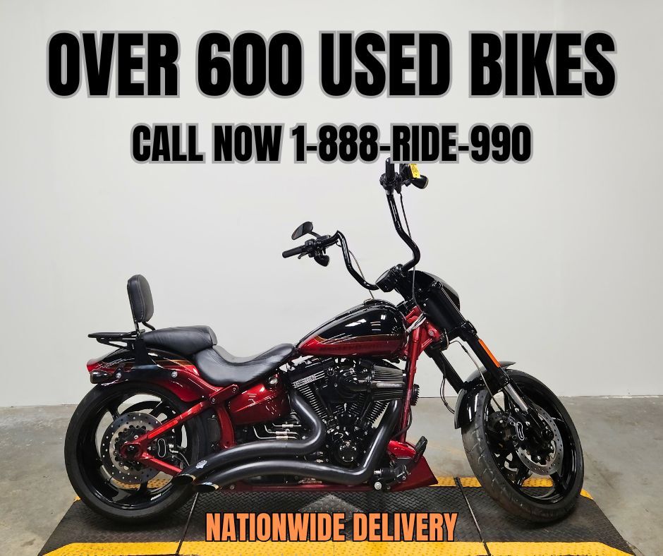 2017 Harley-Davidson® CVO Pro Street Breakout® BASE in Sandusky, MI