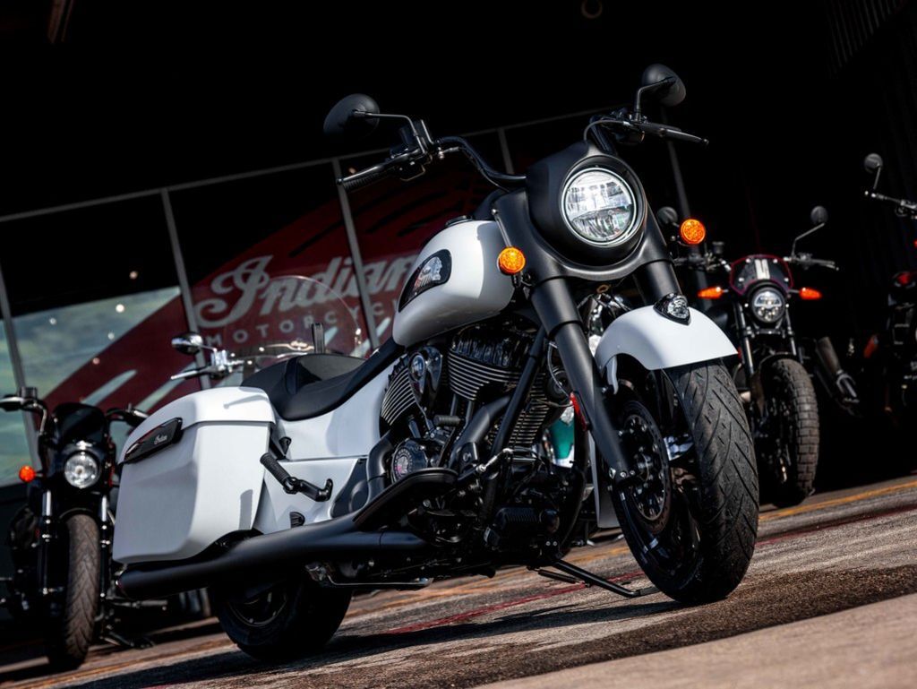 2026 Indian Motorcycle® Springfield ® Dark Horse® Ghost White Metallic Smoke DARK HORSE in New Braunfels, TX