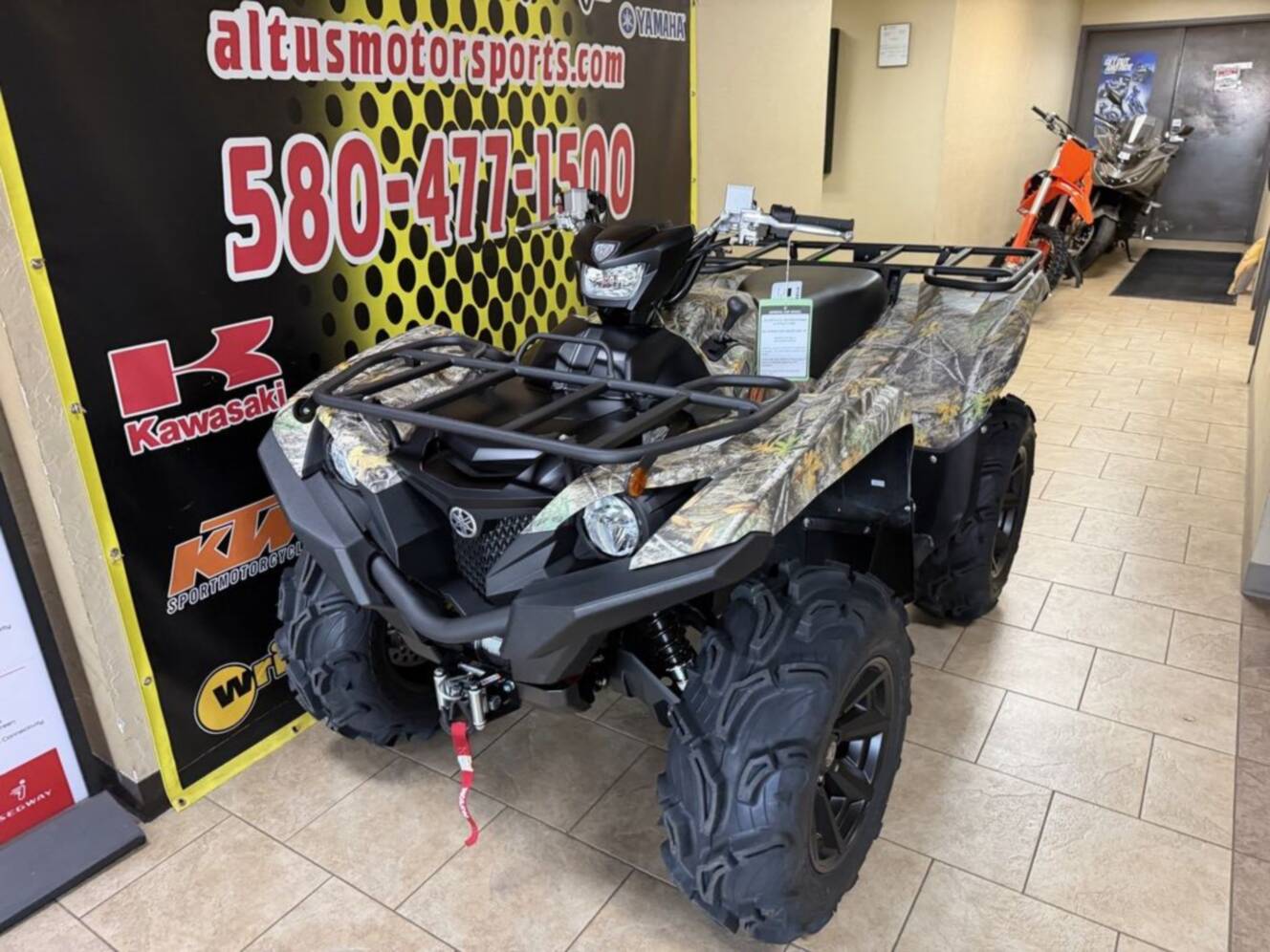 A photo of this 2027 Yamaha GRIZZLY EPS CAMO
