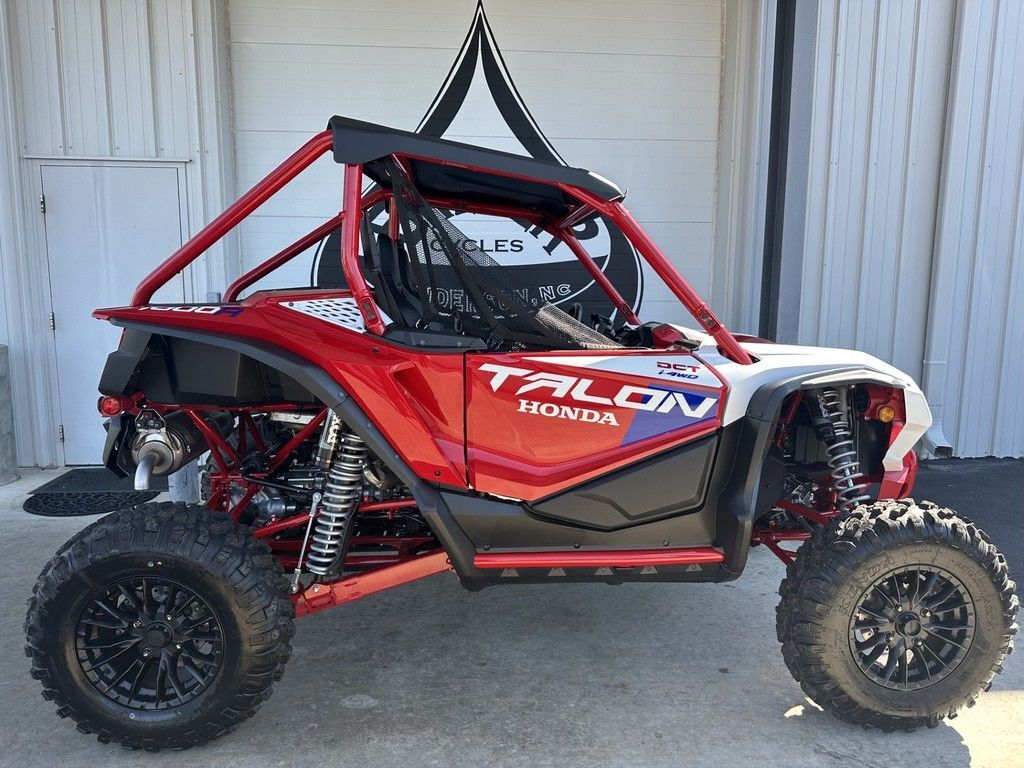 2026 Honda® Talon 1000R FOX Live Valve in henderson NC