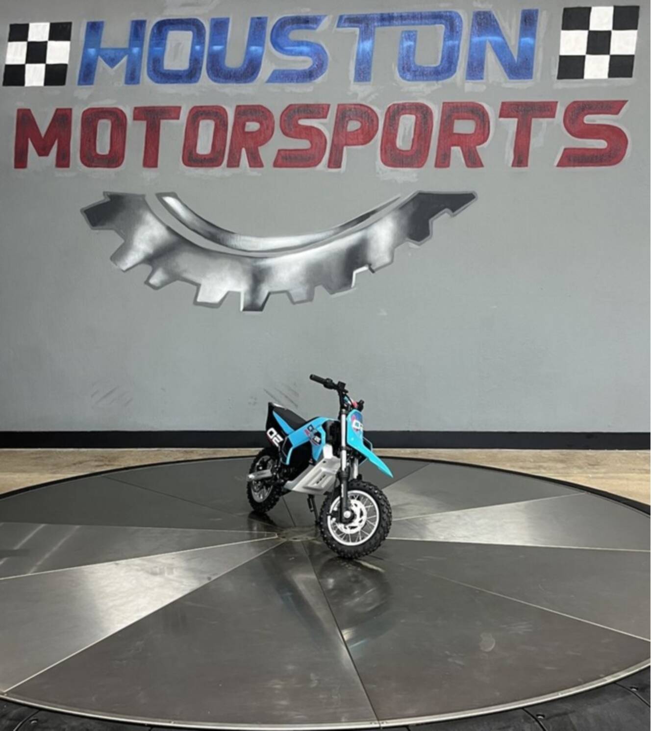A photo of this 2026 CFMOTO CFX-2E